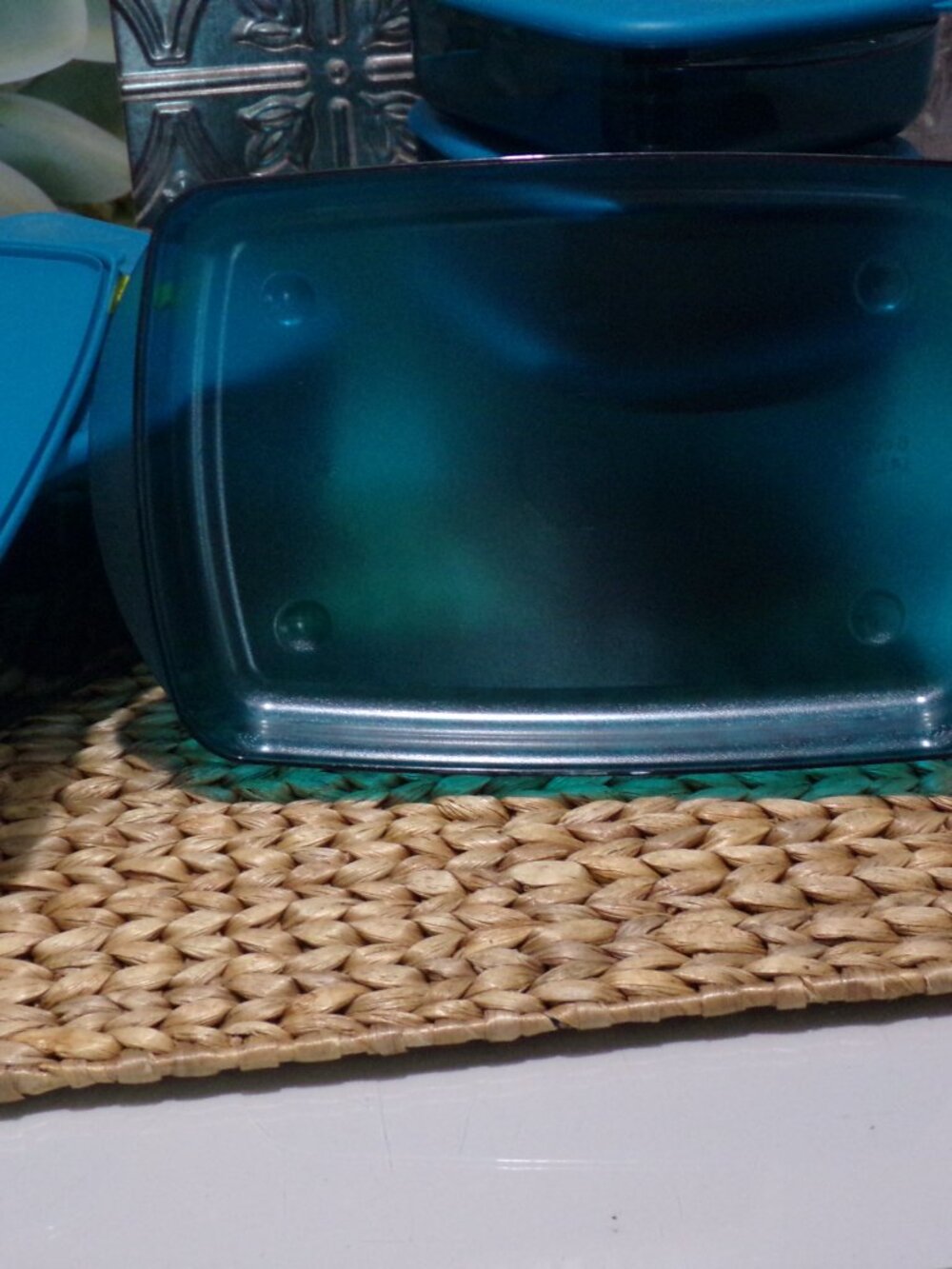 Tupperware Vent 'N Serve microwave safe set - Picture 4 of 4